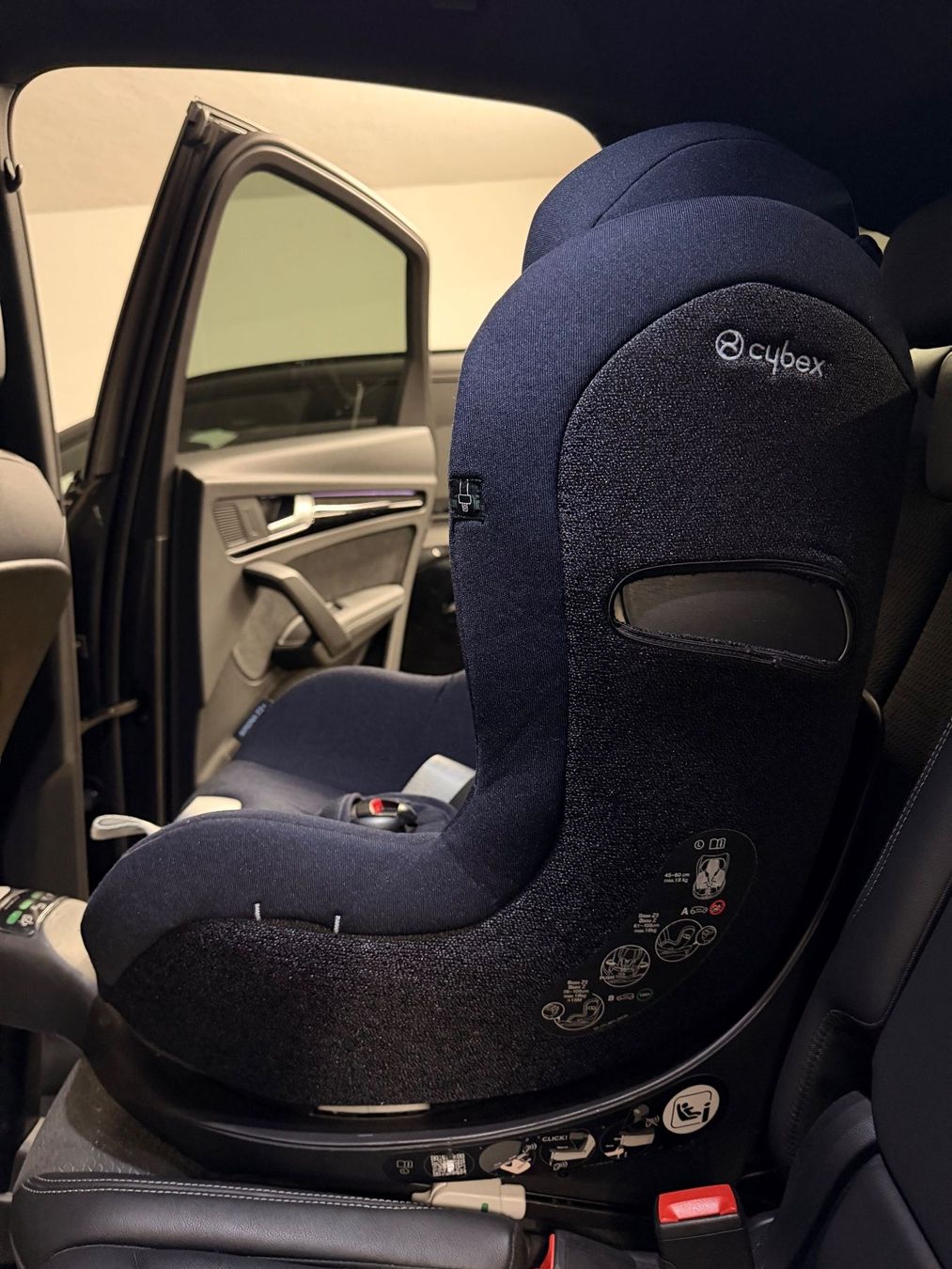 Cybex Auto-Kindersitze: Cybex Sirona Z2 i-Size with Base Z One – Gebraucht aus Zürich von lau_9byz 2