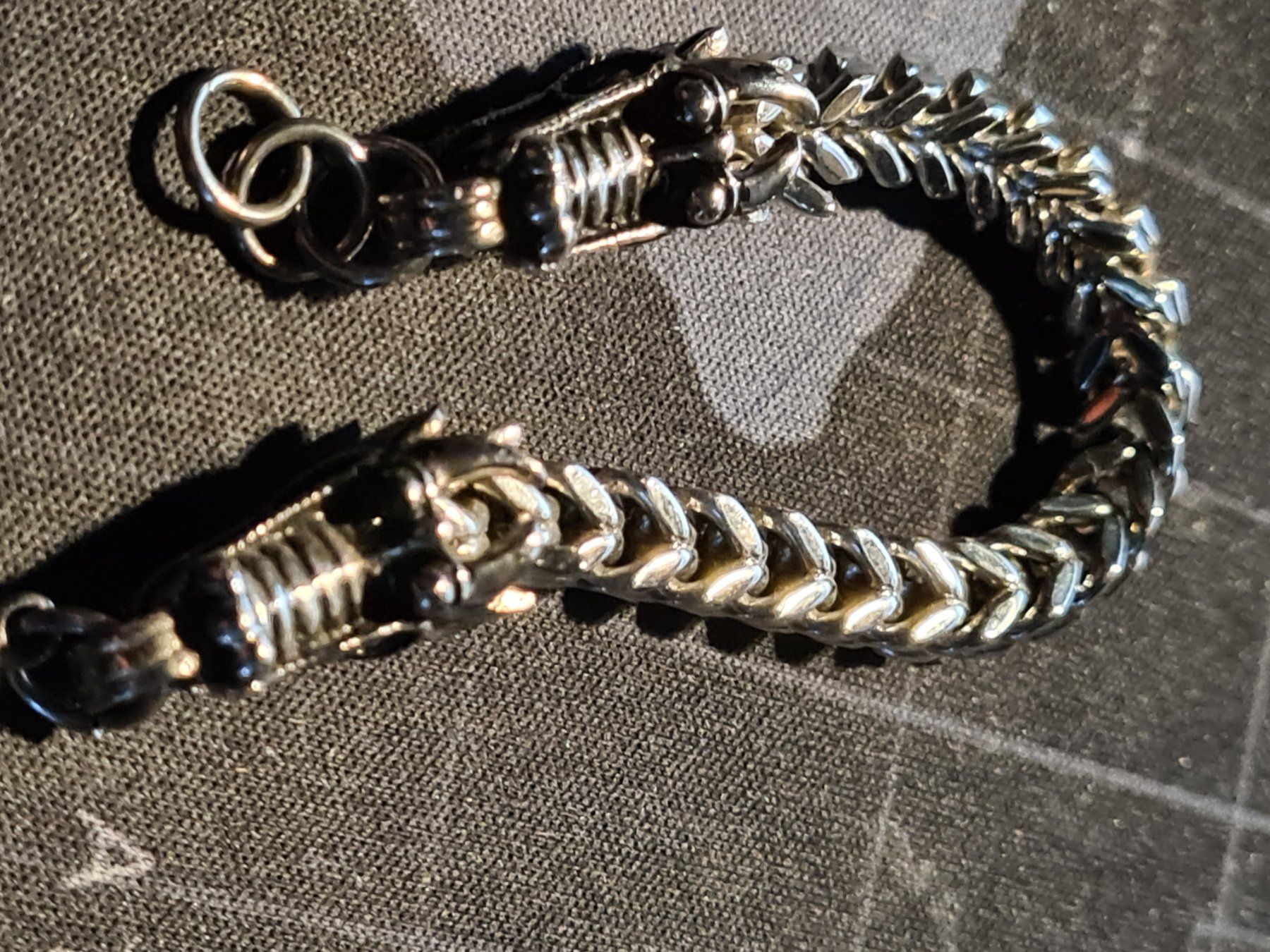 Armbänder & -reifen: bracelet dragon   femme – Gebraucht aus LA CHAUX DE FONDS von mecano58 2