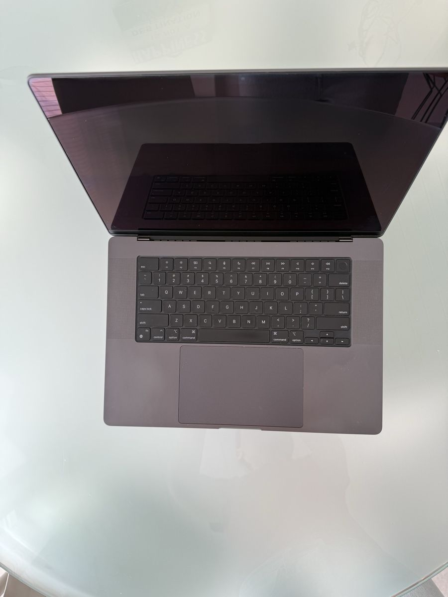 Apple Notebook: Apple MacBook Pro 16-inch, 1TB - Excellent Condition! – Usato da Losone venduto da Misssslucie 2