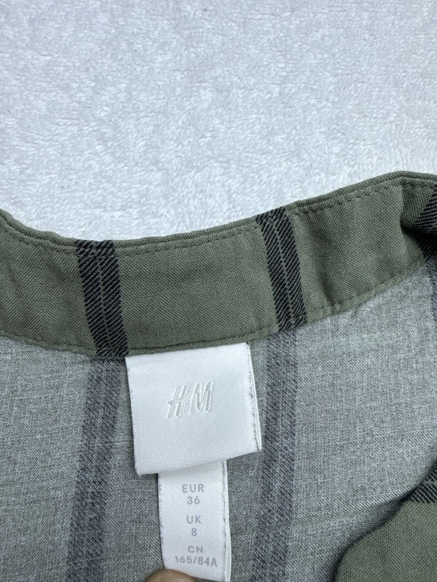 H&M Vestiti: Robe H&M rayée kaki taille 36 EUR – Usato da Chenens venduto da anasantos90 3