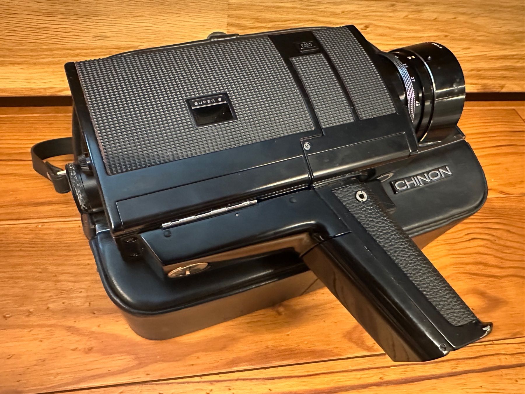 Videocamere: Chinon Super8 Kamera 672 Autozoom – Difettoso da Rothenburg venduto da Firstbase74 2