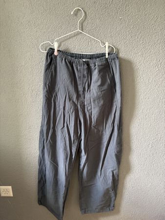 Pantalon décontracté gris taille élastique