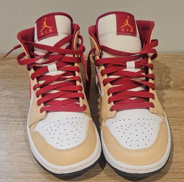 Jordan Herrenschuhe: Baskets Jordan 1 Mid Taille 42,5 Bon Etat – Gebraucht aus St-Prex von kro_7jxt 1