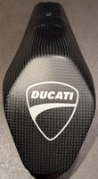 Ducati Carbon Soziusabdeckung Top Zustand!