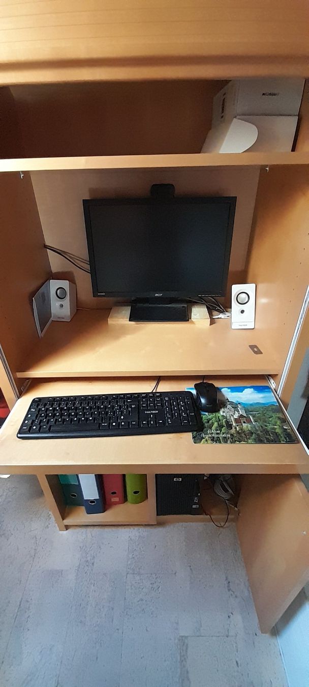 Armadi: Computer Kasten – Usato da Effingen venduto da stolzfamily 2