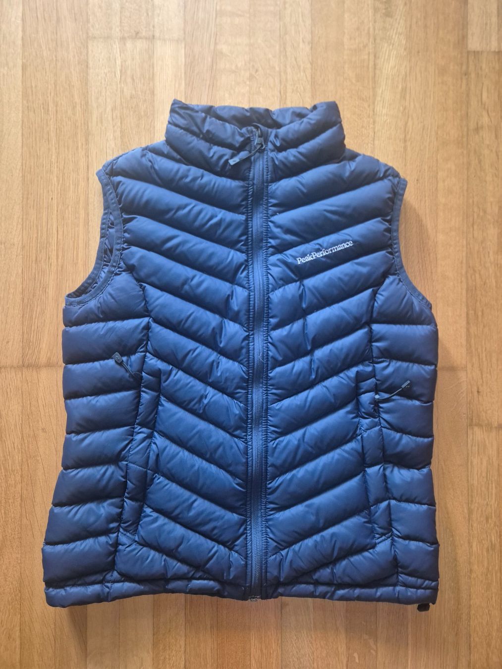 Peak Performance Gilet & Giacche senza maniche: Peak Performance Daunenweste Frost – Nuovo (secondo la descrizione) da Emmenbrücke venduto da redfilou
