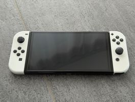 Nintendo Switch OLED mit viel Zubehör