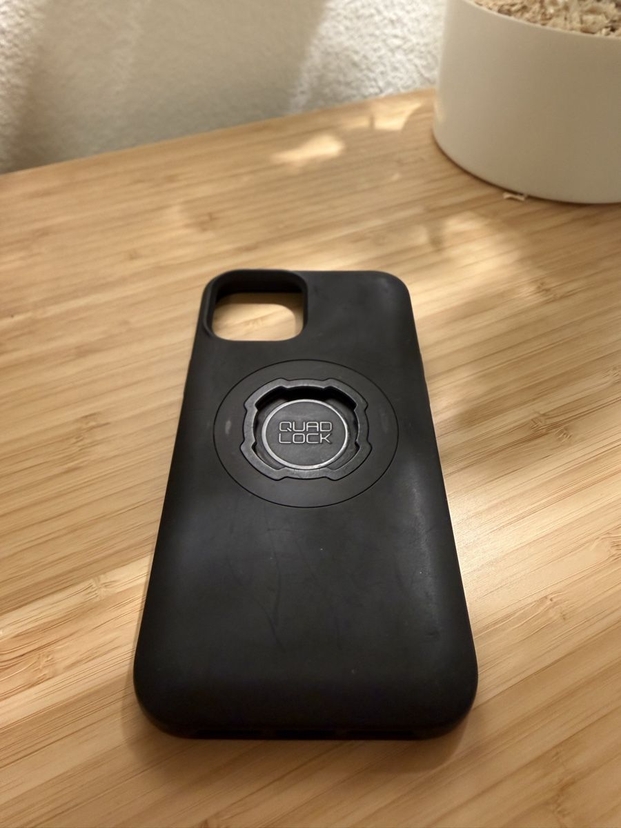 Quad Lock Cover & Protezioni schermo: QuadLock Iphone 12 Pro Max Hülle – Usato da Luzern venduto da Jack_flow26 3