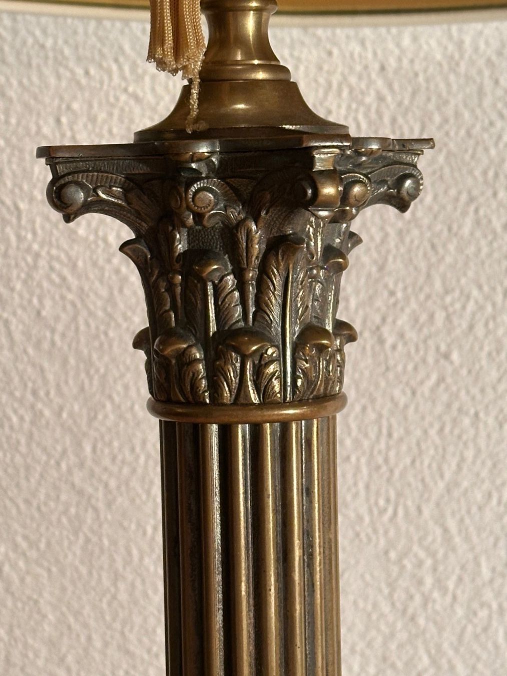 Lampade: Viktorianische Säulen-Tischlampe aus Messing – Usato da Luzern venduto da Fabian_Ni 8