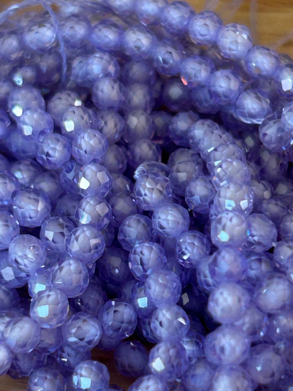 Pietre preziose: Strang facettierte Zirkonia 3 mm thistle – Nuovo e nell'imballaggio originale da Niederrohrdorf venduto da Ytobi