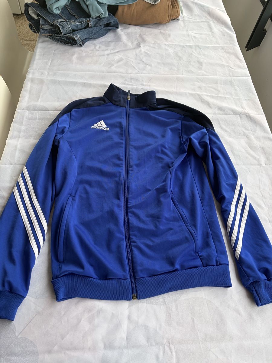 Nike Jacken: Veste de survêtement bleu Nike – Gebraucht aus Pully von ari_78pk