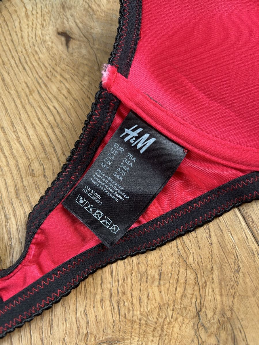 H&M Altra biancheria intima: Roter BH mit Spitze, Grösse 75A von H&M – Usato da Frauenfeld venduto da jae_vs6j 5