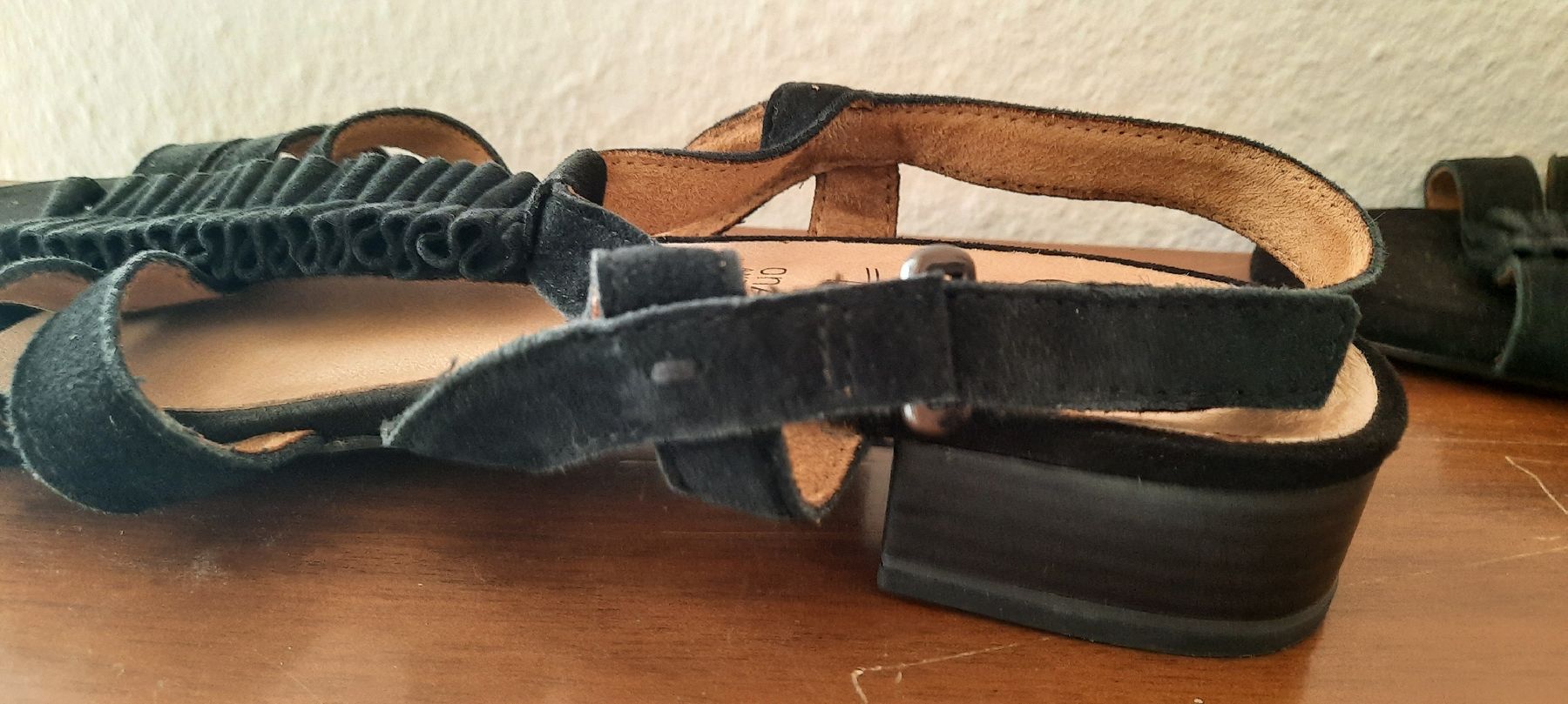 Damenschuhe: Sandale Wildleder schwarz, Gr.41 – Gebraucht aus Reinach BL von sunstar19 3