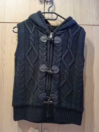 Gilet noir en tricot avec capuche, taille S/M, chaud