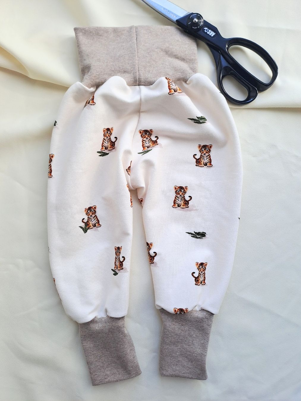 Pantaloni: Biobaumwoll Pumphose handmade – Nuovo e nell'imballaggio originale da Bänk (Dägerlen) venduto da Quatschdachs 1