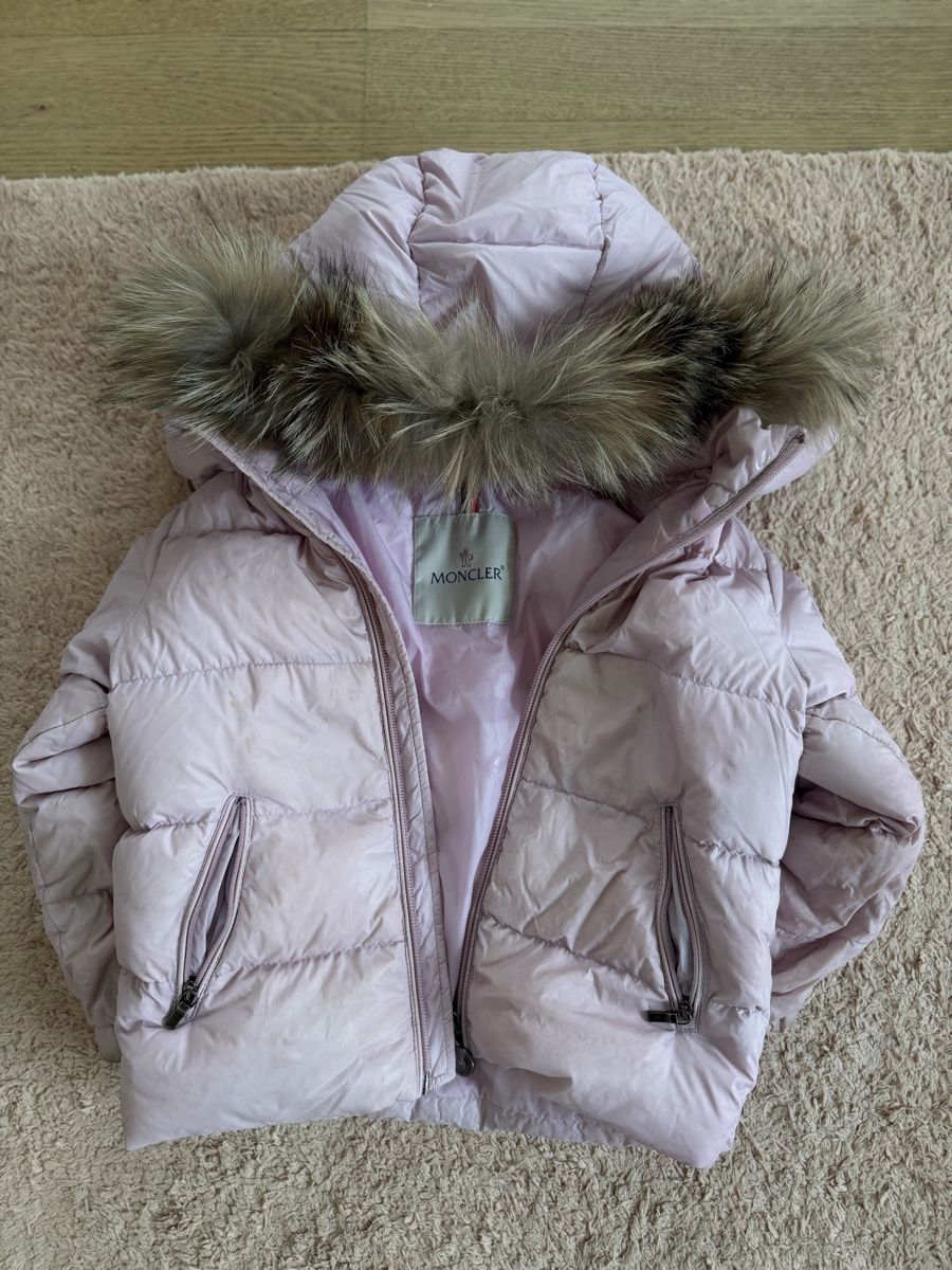 Moncler Kleiderpakete & -sets: Moncler Jacket and trousers – Gebraucht aus Kilchberg ZH von areitiou