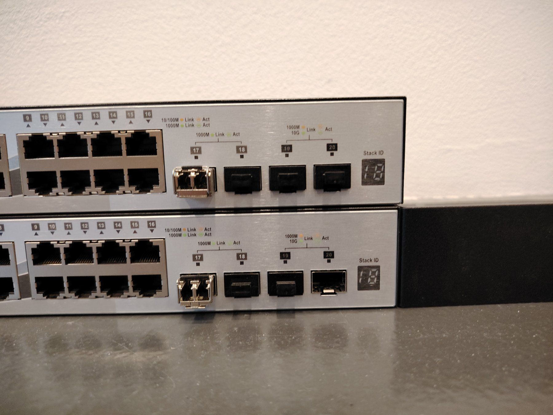 Dlink Hub & Switch: D-Link DGS 1510-20 Managed Gigabit Switch – Usato da Hindelbank venduto da ITC-Bern 1
