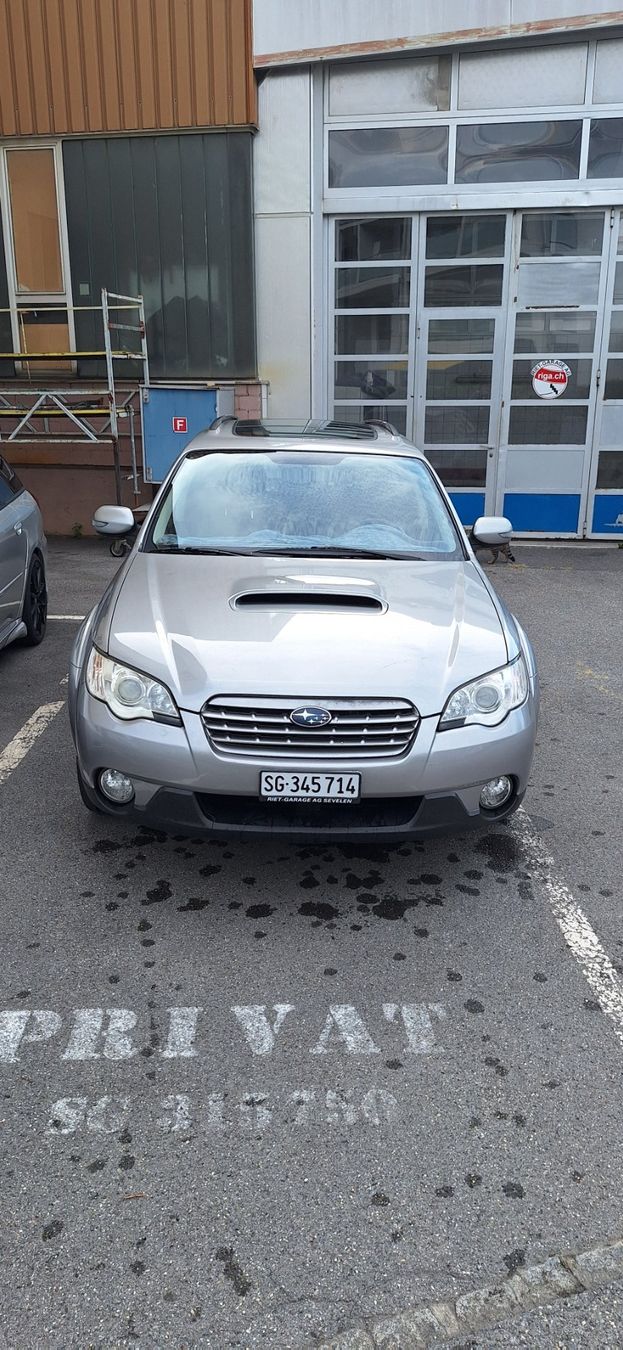 Subaru Autos: Outback 2.0 Diesel 2008 – D'occasion à Sevelen par StalkeronPaws 1