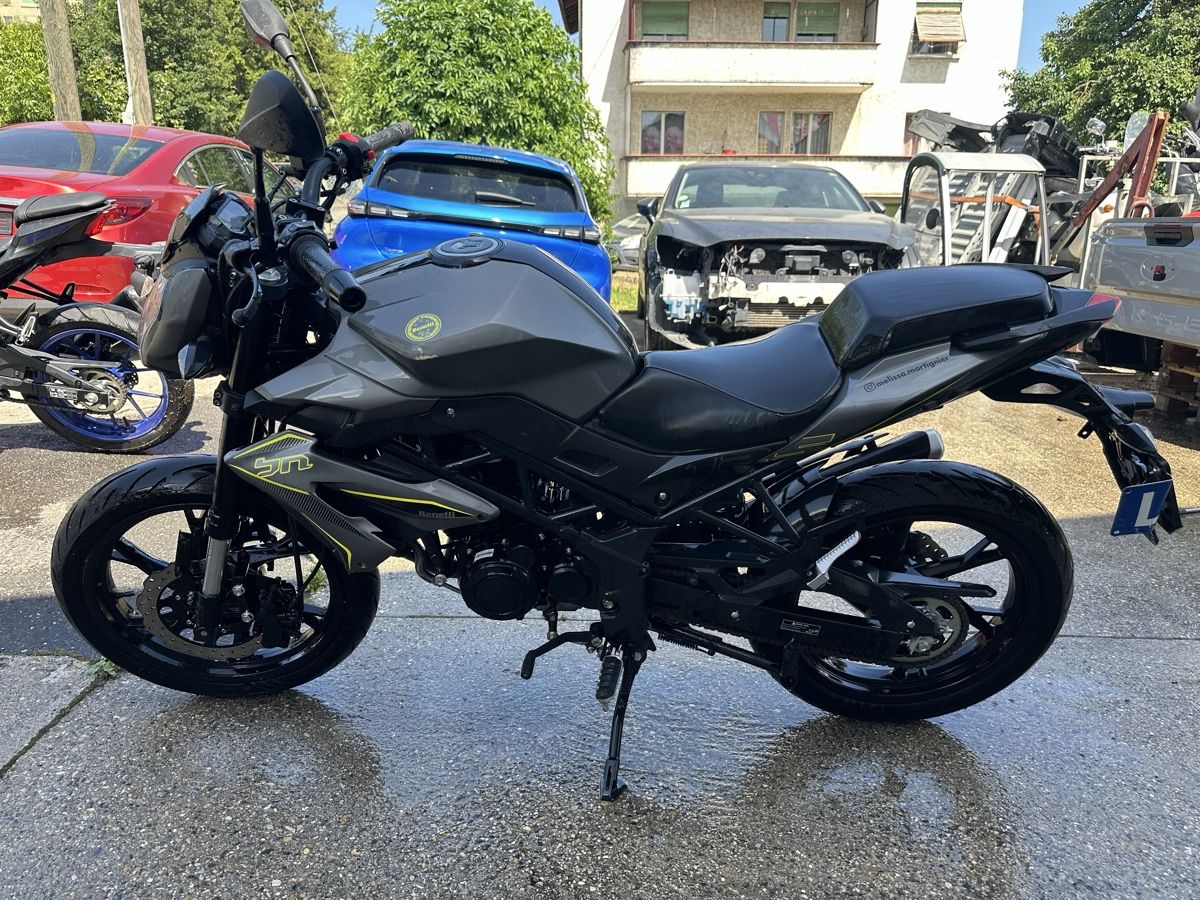 Benelli Route: BENELLI  BN 125 – Défectueux à Treycovagnes par Campingcar65 8