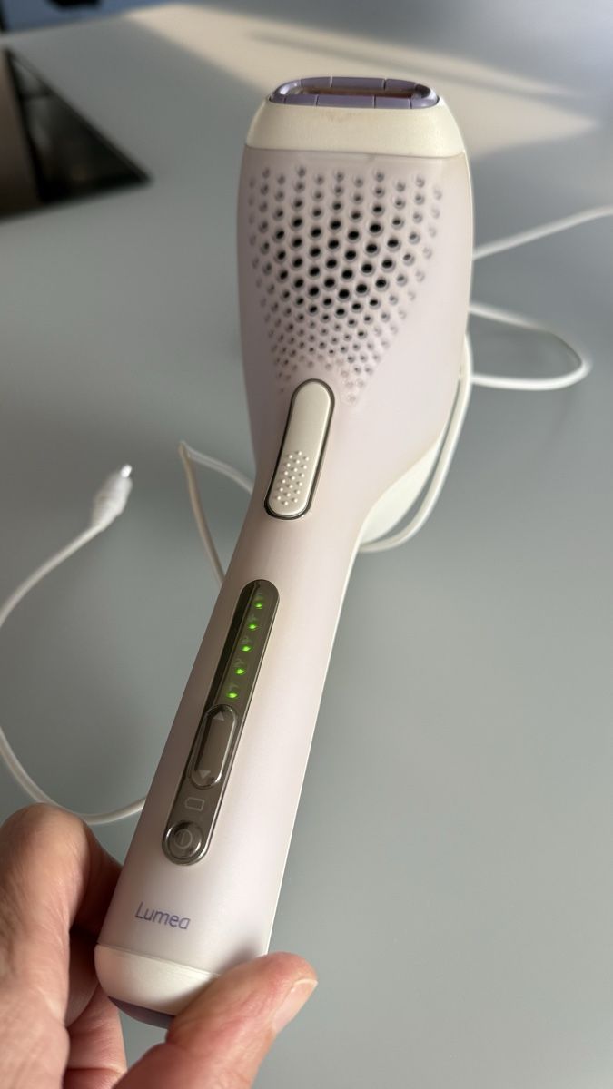 Philips Epilatori: Philips Lumea IPL Haarentfernungssystem - Top Zustand! – Usato da Horgen venduto da Senija0 3