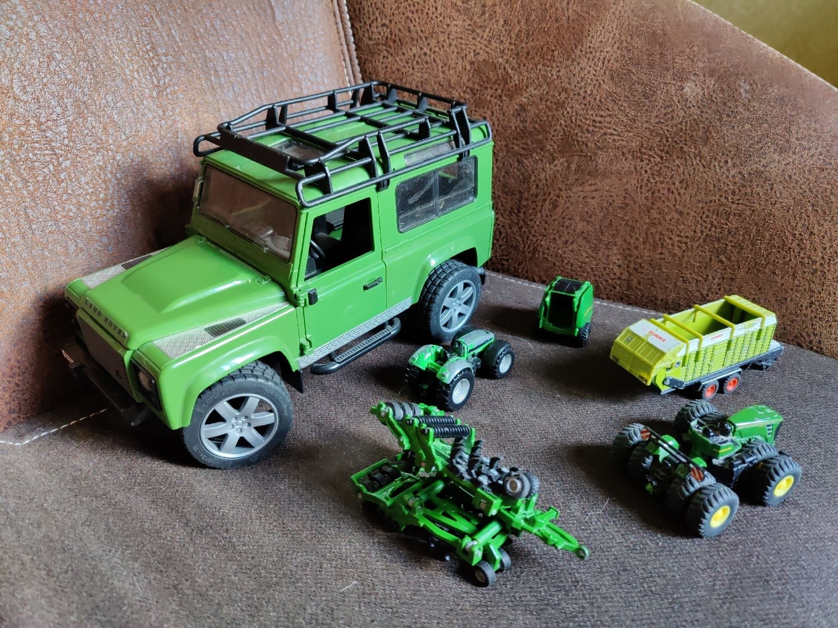 Siku Giocattoli: John Deer, Claas, LandRover, Siku Traktor Set – Usato da Degersheim venduto da HariOm 2