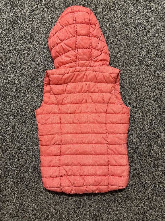Altro abbigliamento per bambina: Weste Gr. 146 – Usato da Basel venduto da vic_gnc2 2