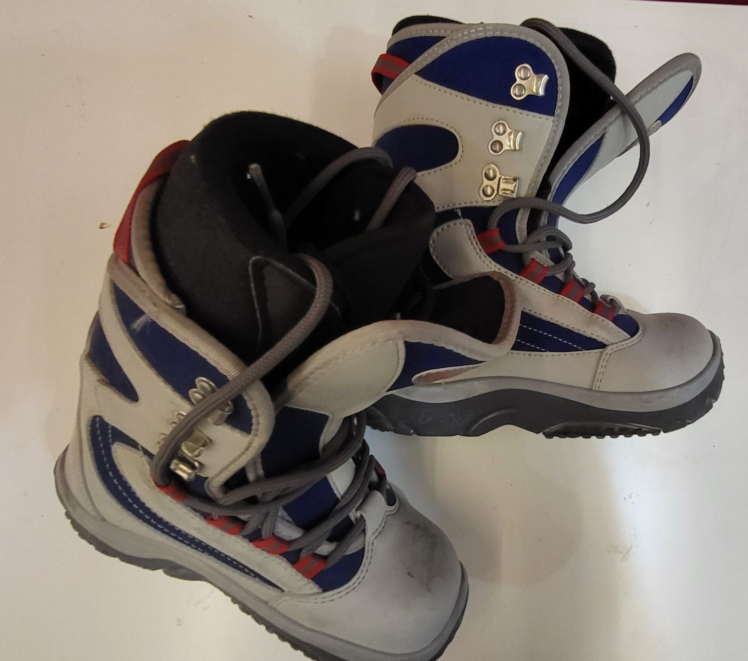 Herrenschuhe: Snowboardschuhe Grösse 35 – Gebraucht aus engelberg von Hofi76