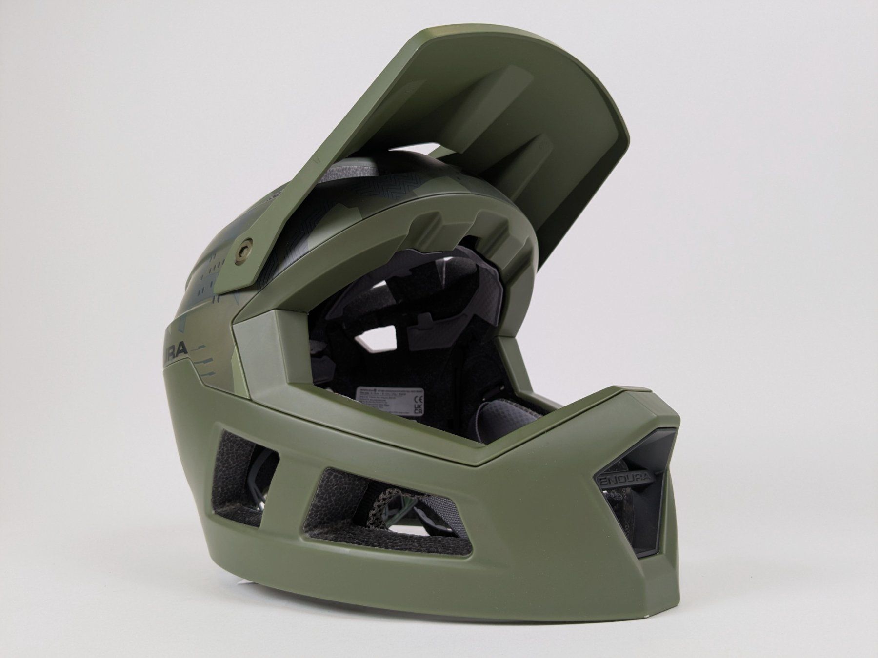 Endura Caschi: ENDURA Single Track Kinder MTB Velohelm – Nuovo (secondo la descrizione) da Dintikon venduto da Restwert_Dintikon 1