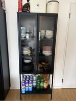 Vitrine im Industrial Stil