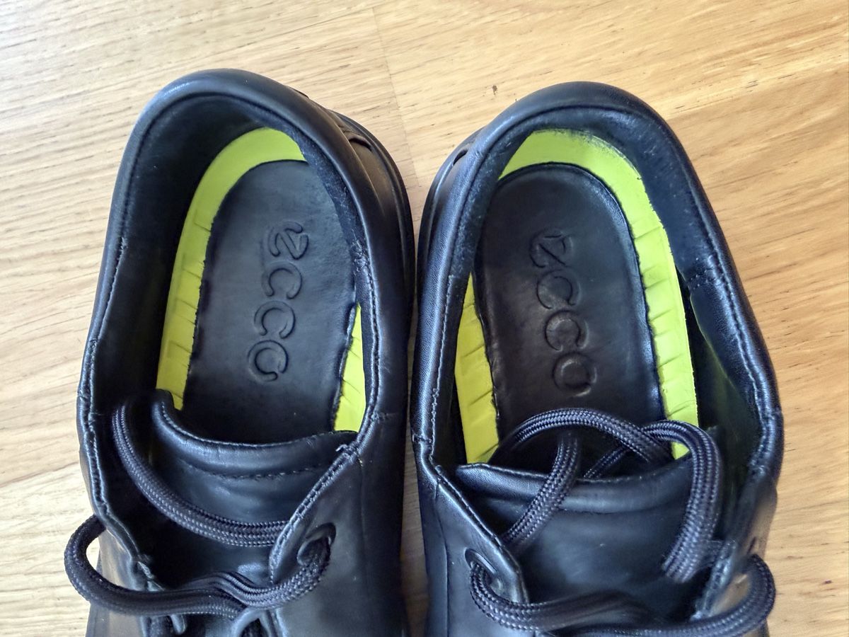 Ecco Scarpe da donna: Ecco Ledersneaker Größe 39 – Usato da Zürich venduto da Daria_Step 4