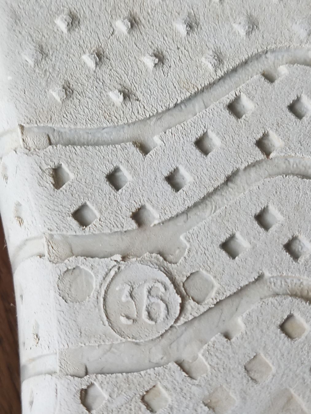 Scarpe per ragazze: Badeschuhe  – Usato da Veltheim AG venduto da Philipp200 3