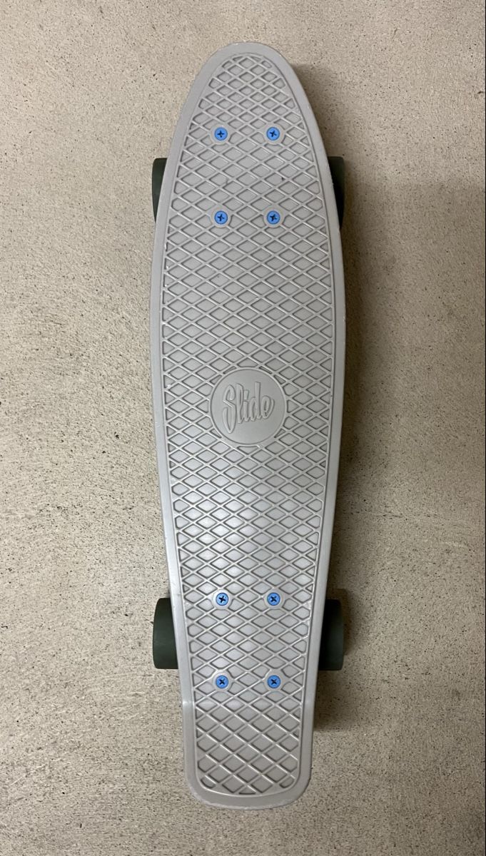 Skateboards: Cooles Skateboard mit Palmenmotiv – Usato da Rafz venduto da SaintCruz 1