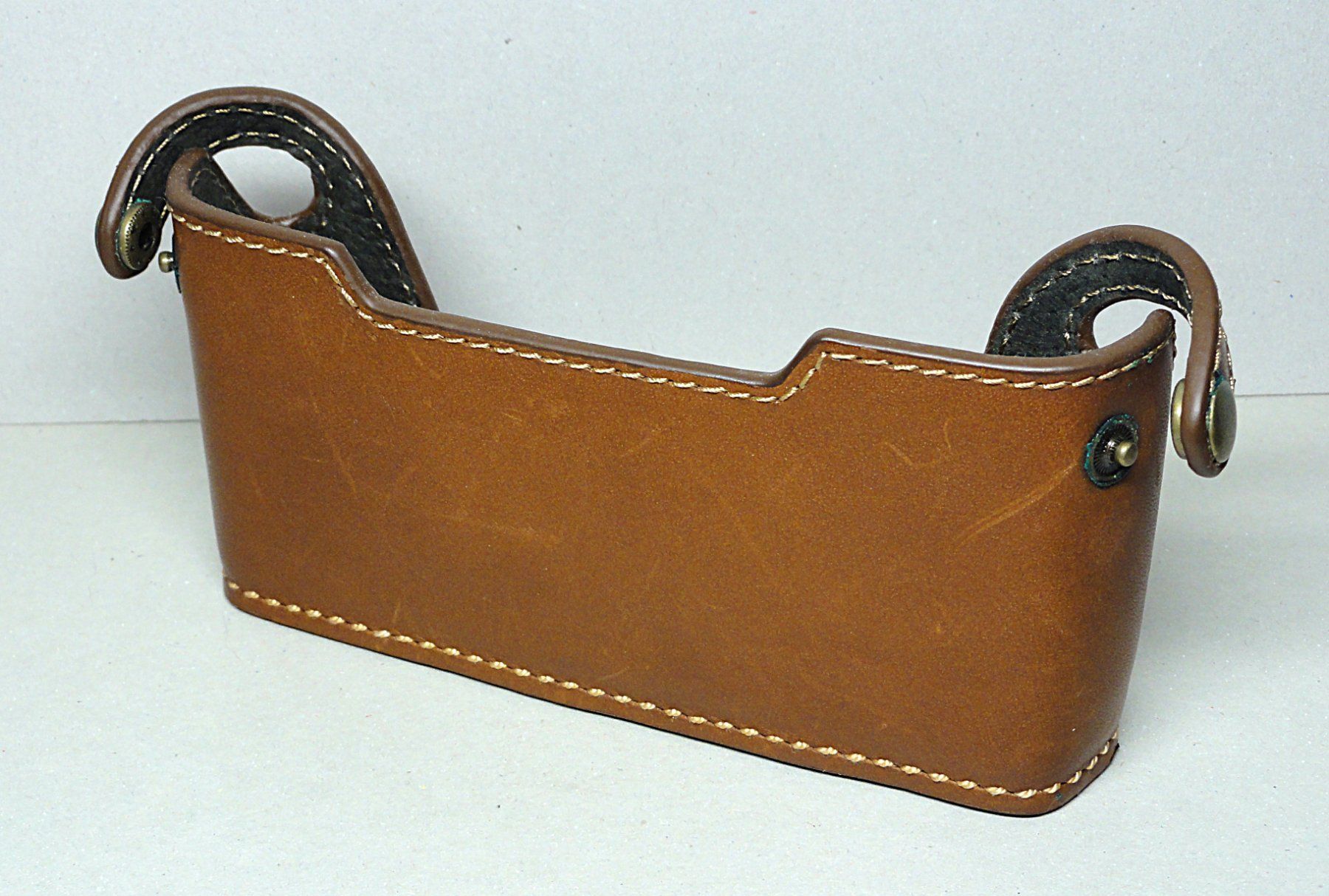 Olympus Kamera: Halb-Ledertasche Olympus OM-1 / OM-2 – Gebraucht aus Solduno von albimicio 1