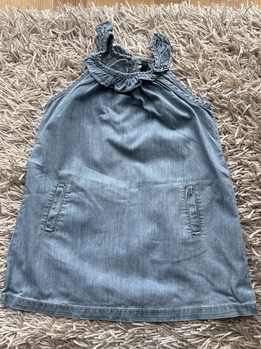 Benetton Vestiti & Gonne: Kleid von Benetton Gr. 110 – Usato da Baden venduto da lupa5400