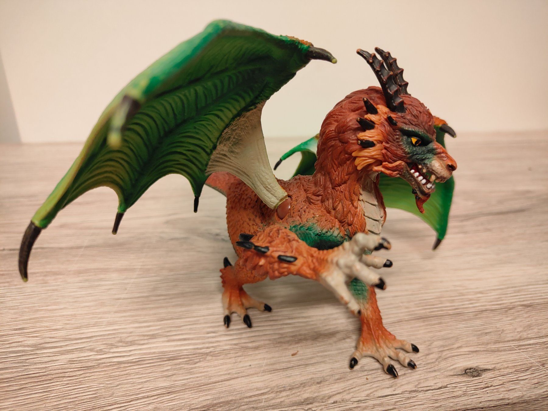 Schleich Figuren: Schleich Drache Wilderer Rarität Sammlung Eldrador – Gebraucht aus Thalwil von FigurenFreunde