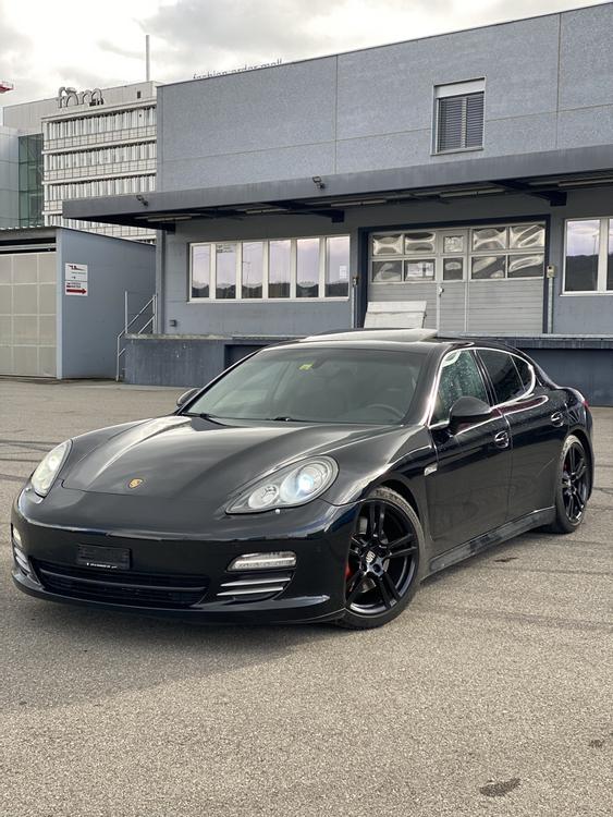 Porsche Panamera 4S