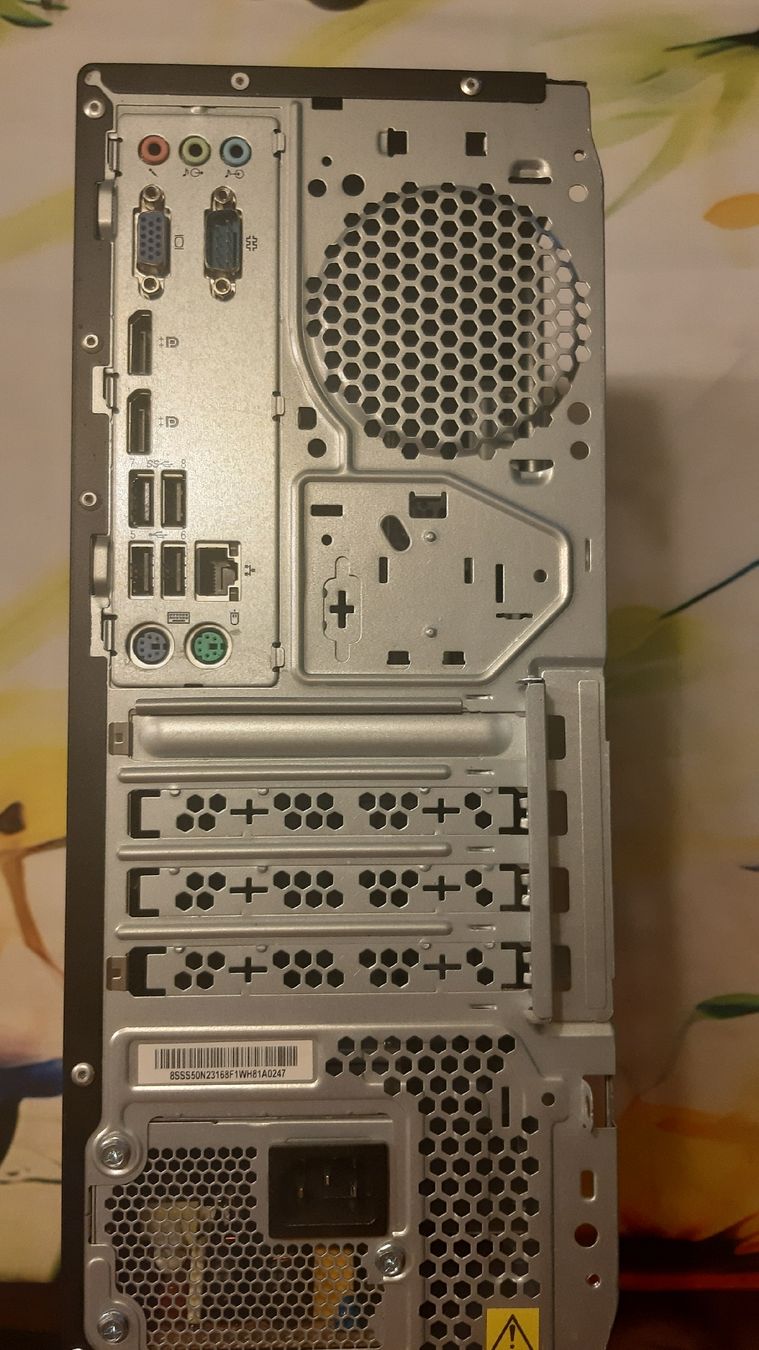 Lenovo PCs: PC - LENOVO  TinnkCentre – Défectueux à Wila par myquaso 5