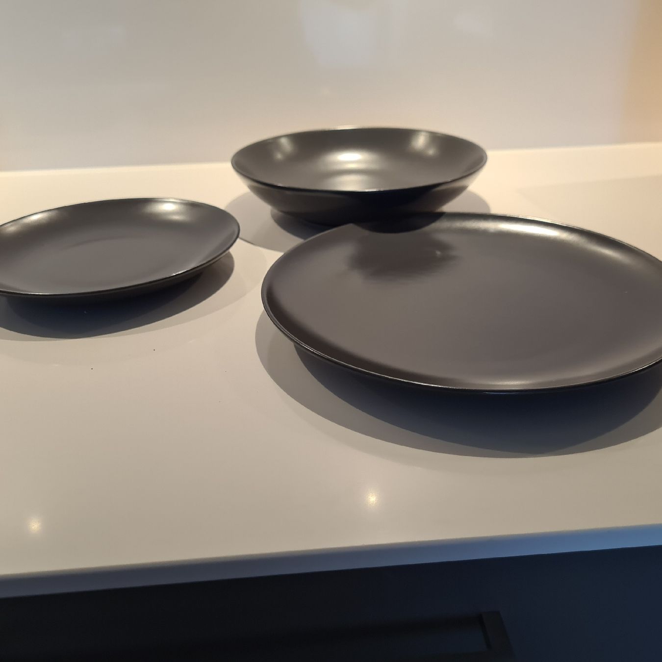 Geschirrsets: 5er Set Flach,Suppen und Desser Teller – Gebraucht aus Steinen von turbogeiss99 1