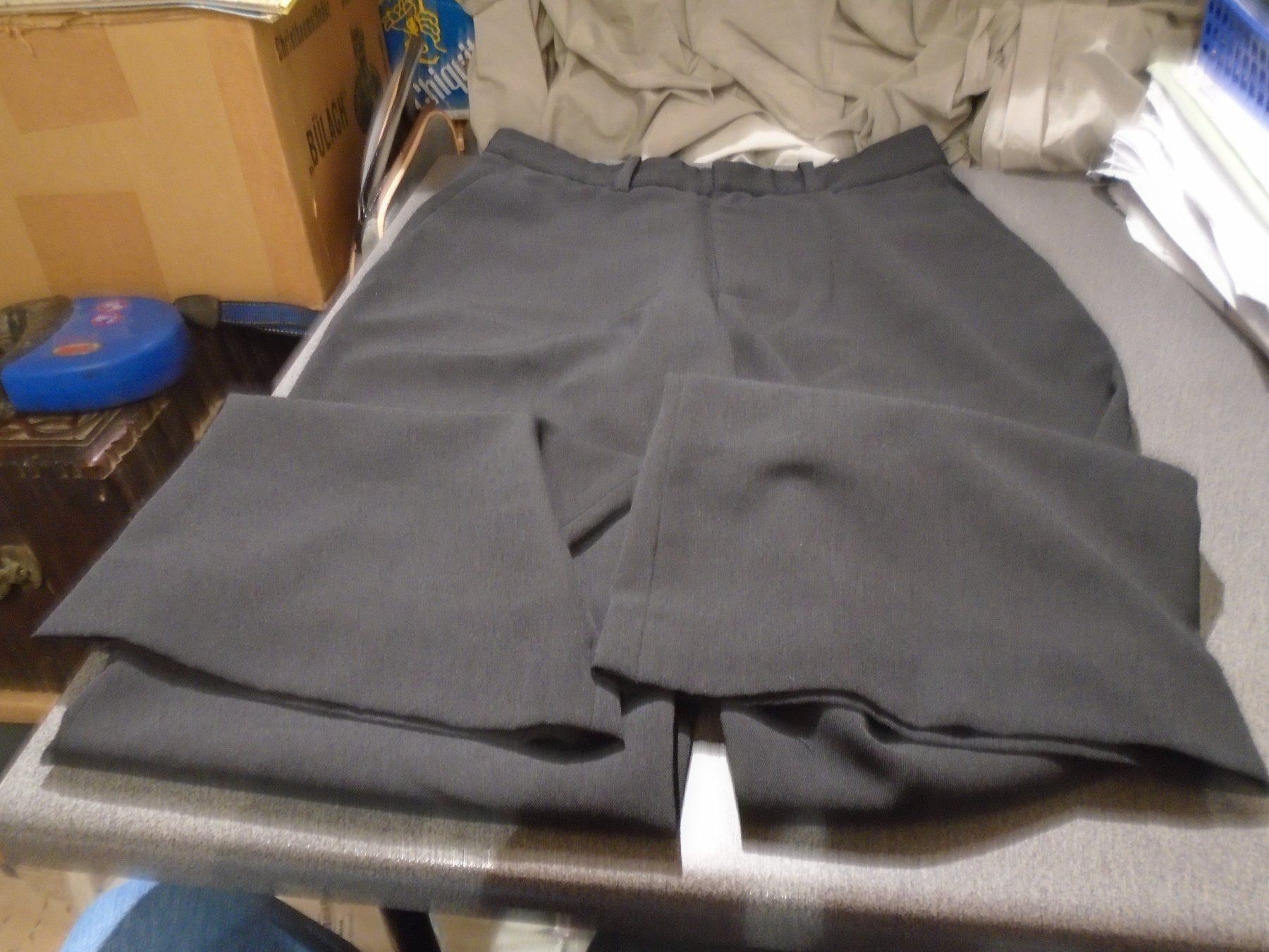 Pantaloni: Hose ca. Grösse S, schwarz, elegant, unten Breit – Usato da Zürich venduto da abraxas1291