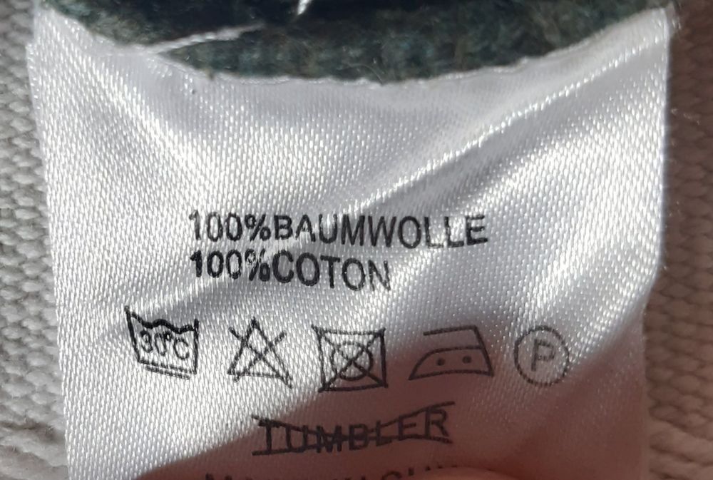 Pullover & Sweatshirts: 2 Pulli's grau und grün – Gebraucht aus Detligen von fre_j5jy 4