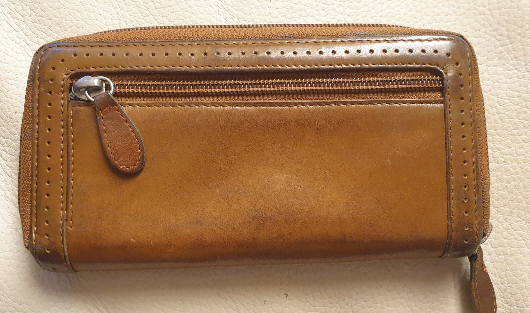 Tommy Hilfiger Portafogli: Lederportmonnaie von Hilfiger – Usato da Zürich venduto da bre_22v9 2