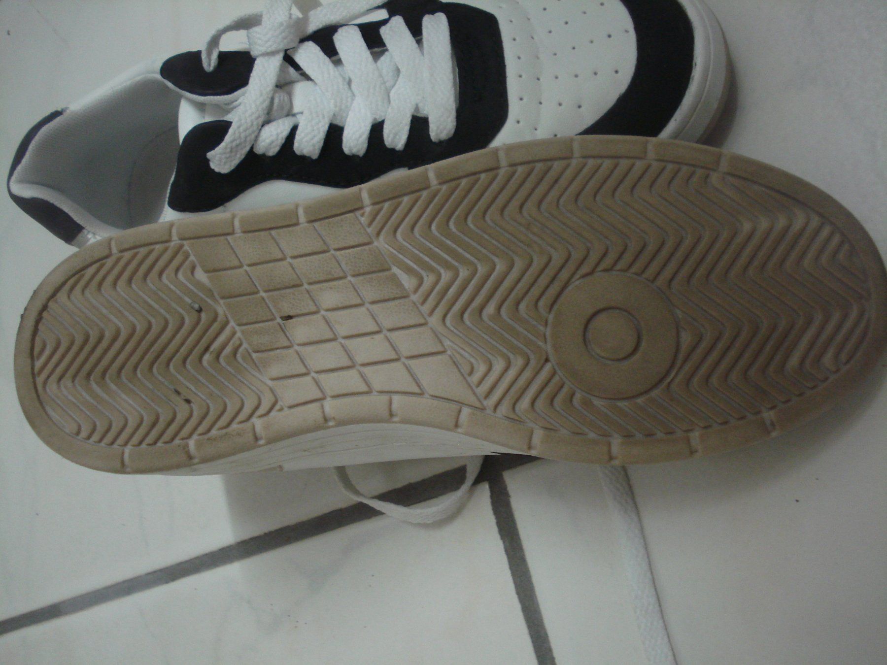 Dosenbach Scarpe da donna: cooler Turnschuh / Freizeitschuh / Sneaker – Nuovo (secondo la descrizione) da Au SG venduto da beanpasa 3