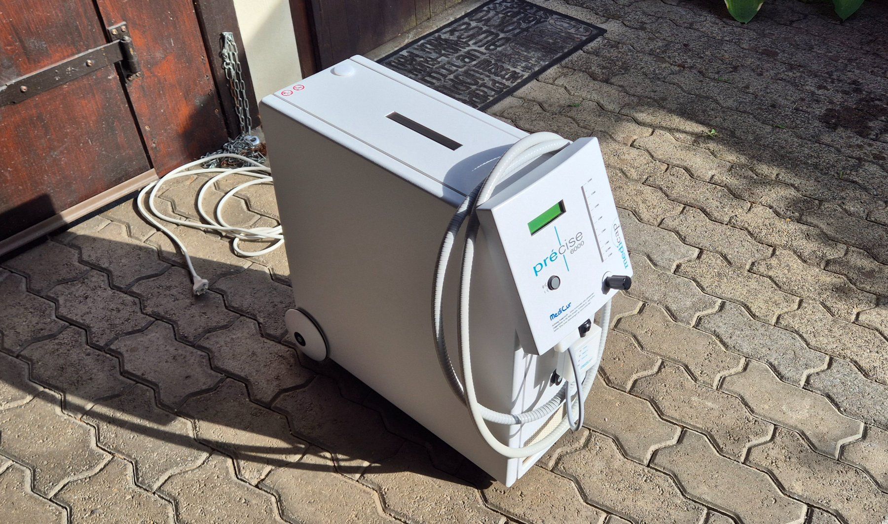 Medizinische Geräte: Sauerstoffkonzentrator MediCur Précise 6000 – Gebraucht aus Kollbrunn von oli_6vd7 2