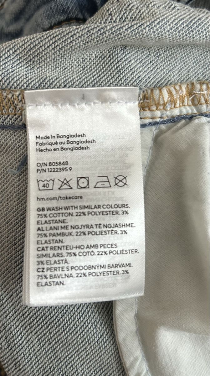 H&M Jeans: 2 Stück Jeans Shorts Gr.128 – Nuovo (secondo la descrizione) da Kilchberg ZH venduto da Traumfaenger01 5