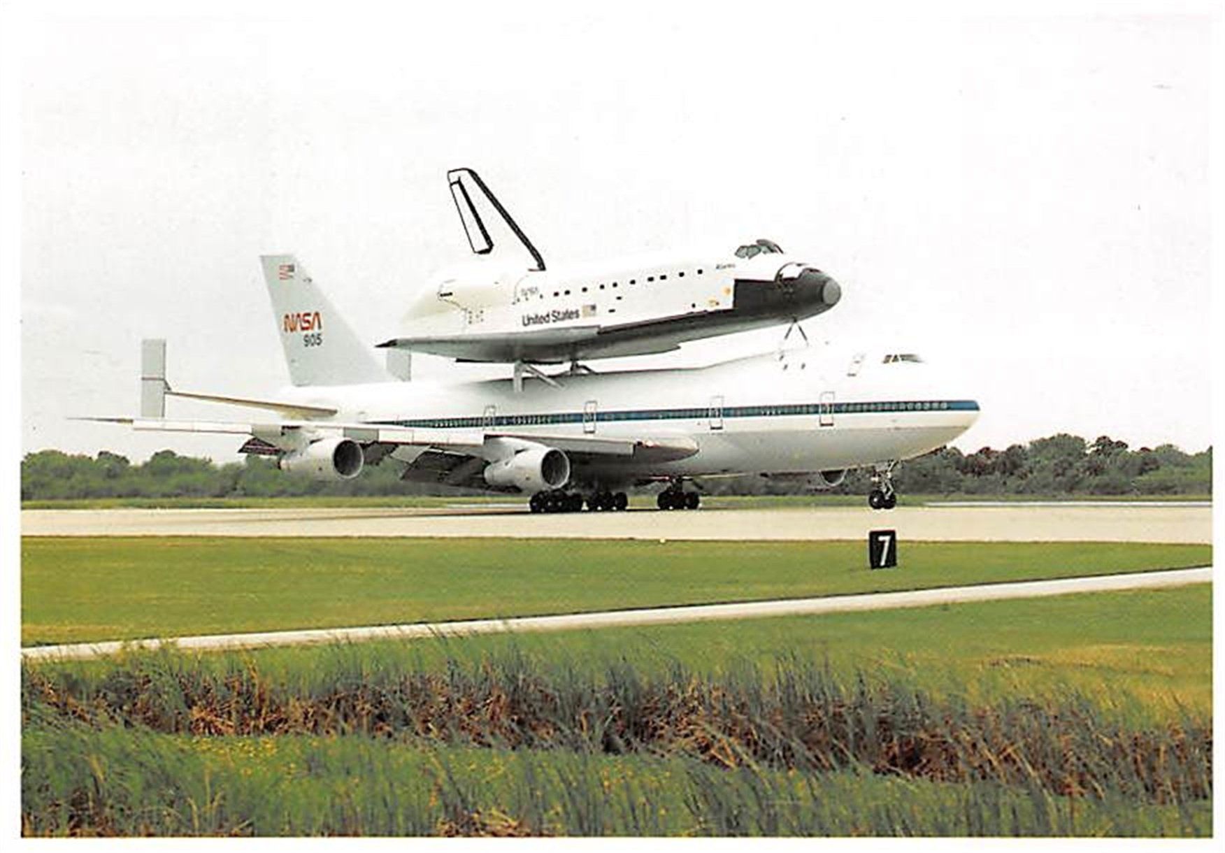 Cartes postales: Space Shuttle, Orbiter Atlantis – D'occasion à Ottikon b.Kemptth. par Neptun1974