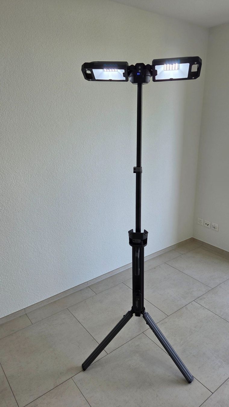 Lampade: Arbeitsleuchte WL5000R von Ansmann – Usato da Ittigen venduto da bluesboy_66