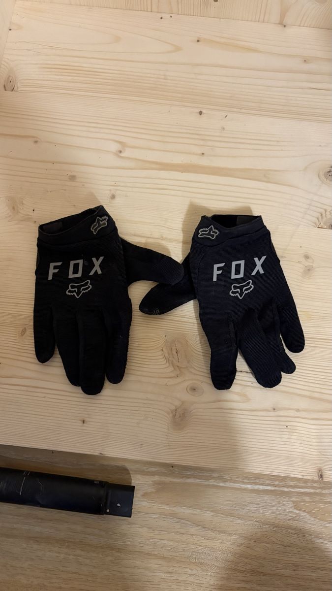 Fox Guanti & manicotti: Bike Hanschuhe Fox – Usato da Laax GR venduto da diana.zemp