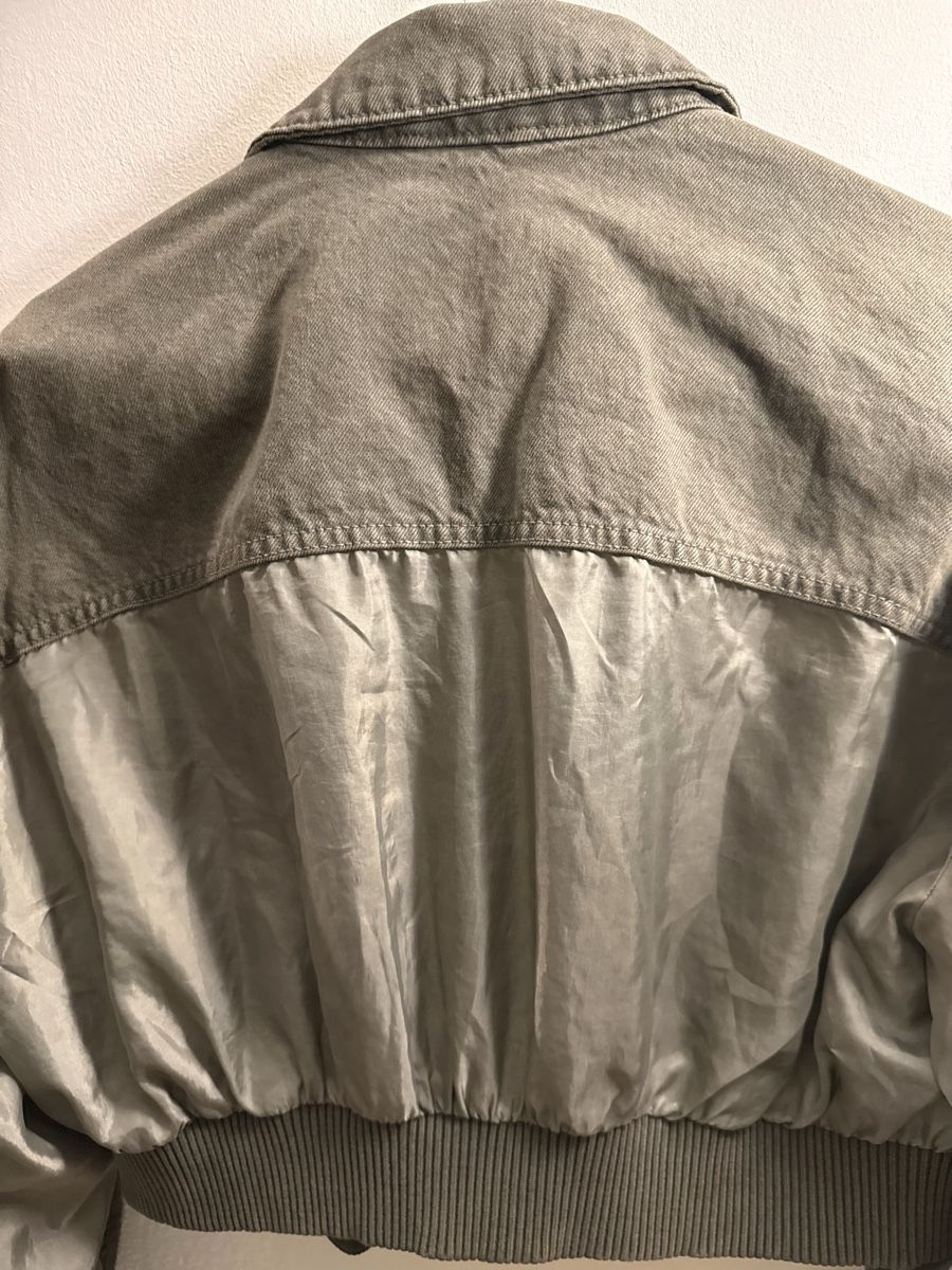 Zara Lotti di vestiti: Jeansjacke cropped  – Nuovo (secondo la descrizione) da Zürich venduto da rim_x228 2