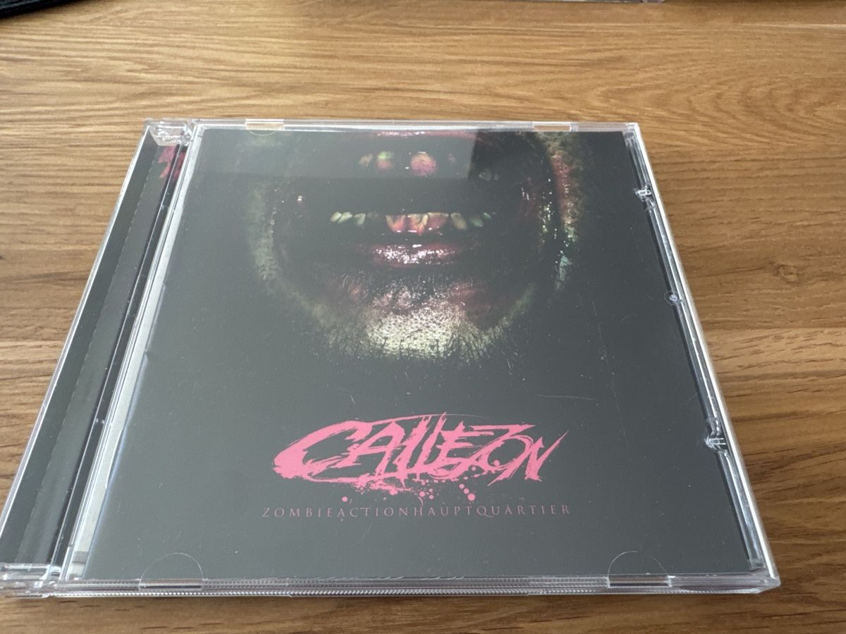 CD: Callejon - Zombieactionhauptquartier- CD -Metalcore – Usato da Muhen venduto da Kusi_