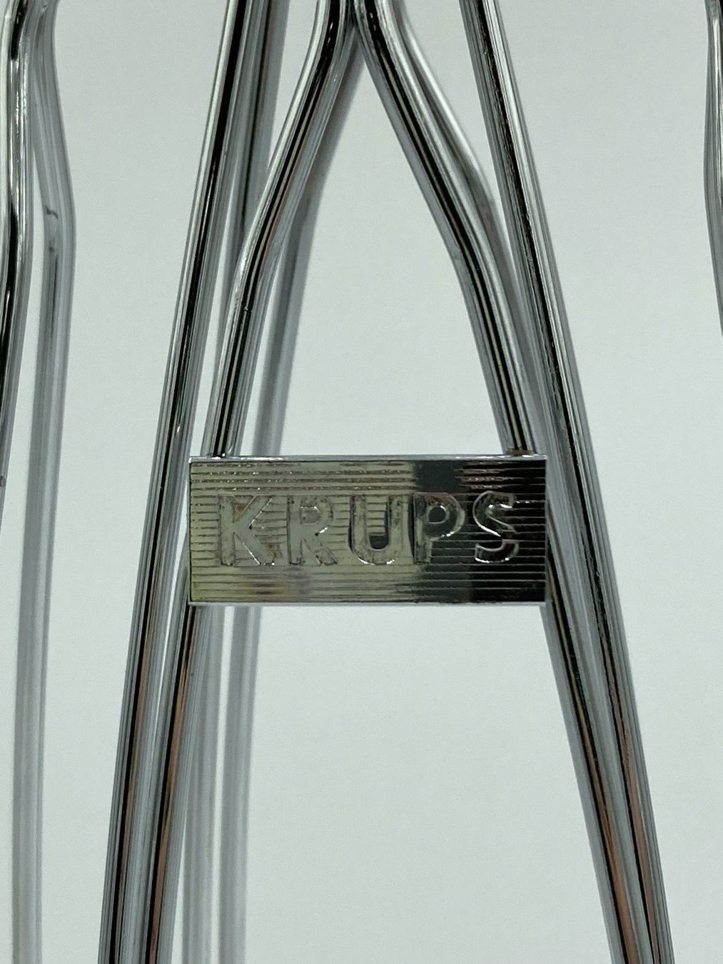Autres articles pour la maison: KRUPS | Kapselhalter | Silber | Metall – Neuf (Voir description) à Wittenbach par Restwert_St-Gallen 1